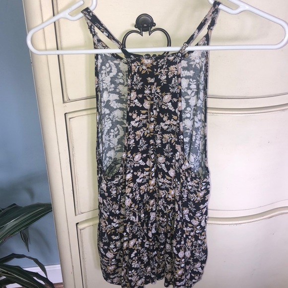 American Eagle flower tank - Picture 2 of 2